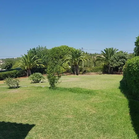 Family Getaway In The Algarve Villa