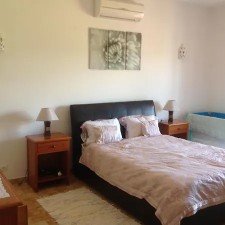 Villa Family Getaway In The Algarve *